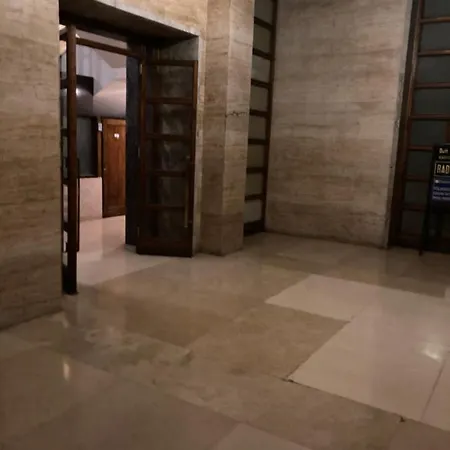 Appartamento Goditi Napoli2 *